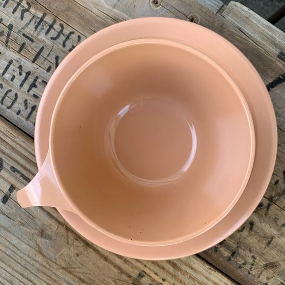 Vintage Texas Ware pink melmac cup and saucer - Picture 2 of 5